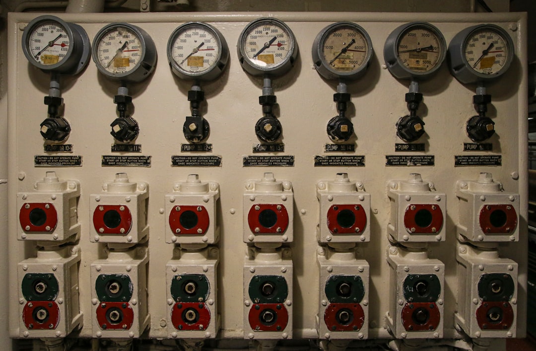 Photo control internal clock