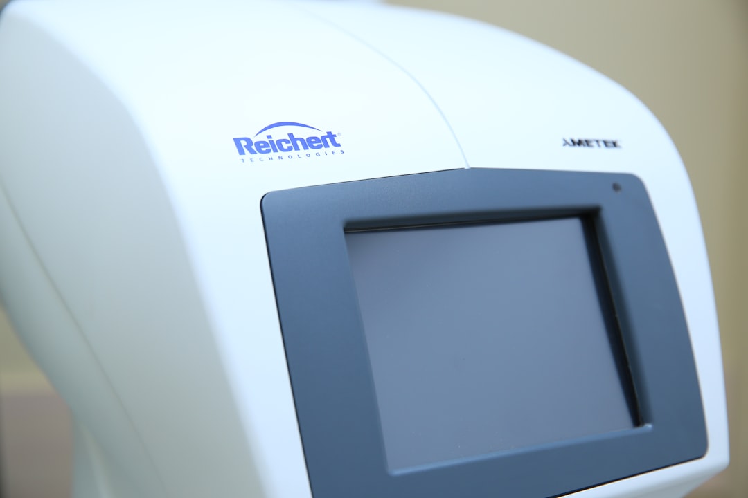 Photo technosignature detection methods