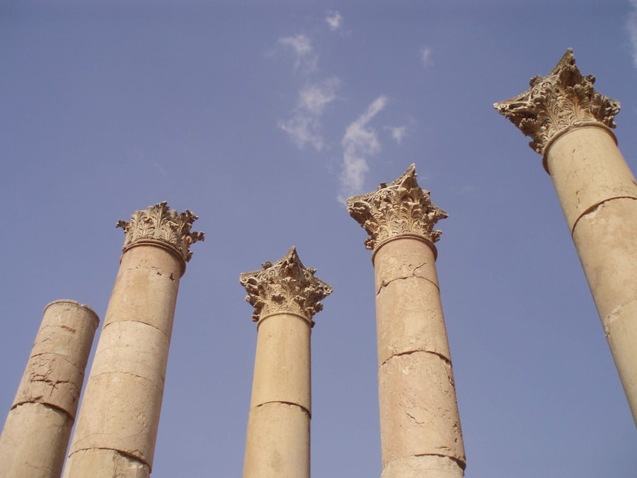 Photo taylor columns