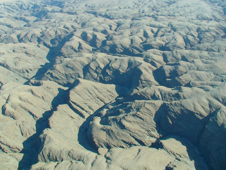 Photo tectonic pulses