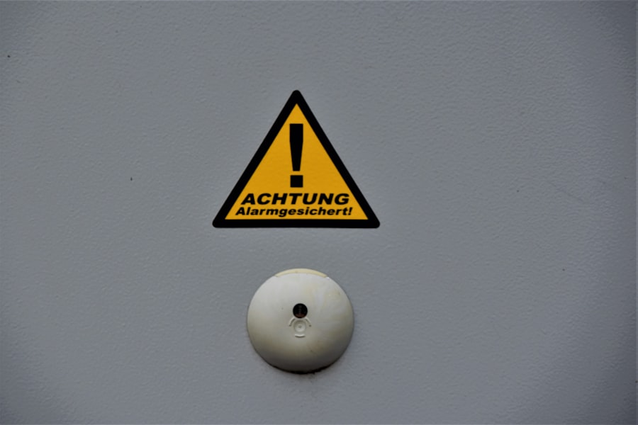 Photo physics based early warning indicators amoc