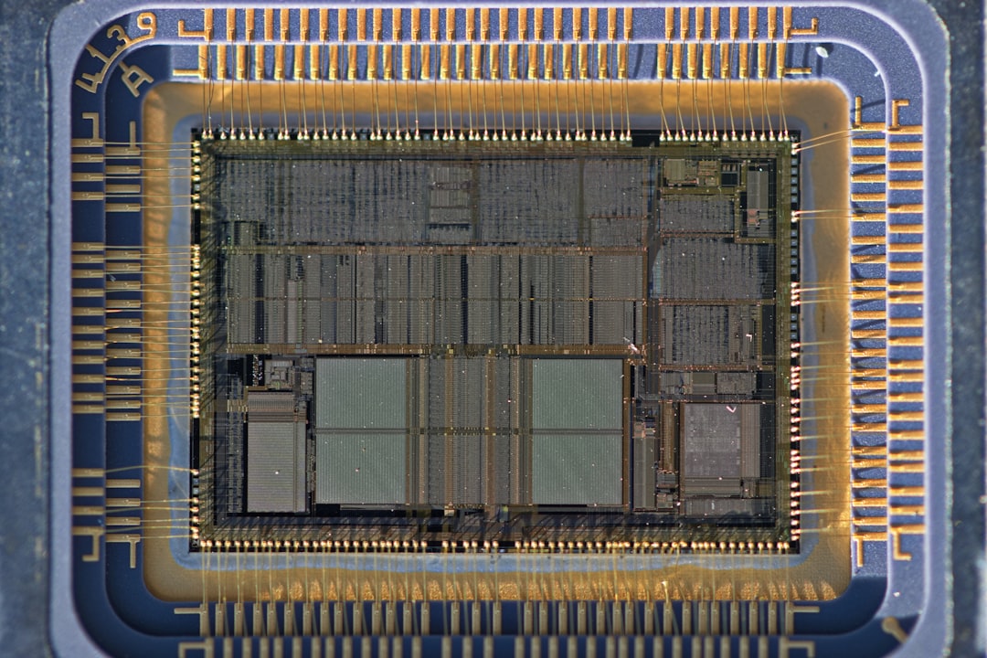 Photo radiation hardened memory components