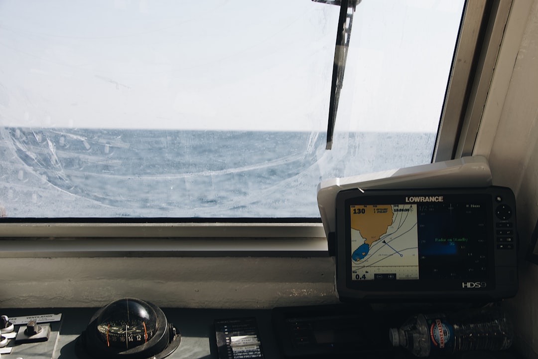 Photo ocean current monitoring technology