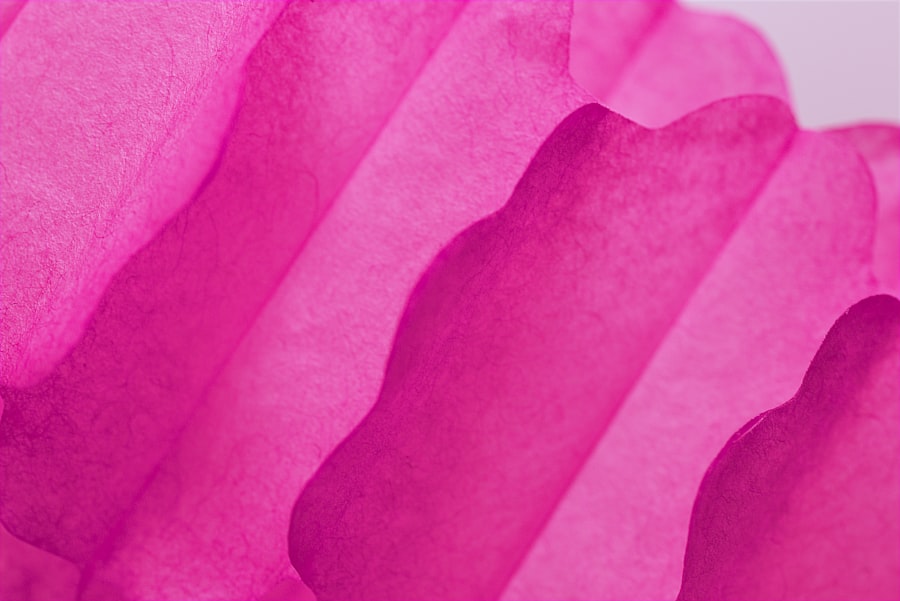 Photo brain invents magenta