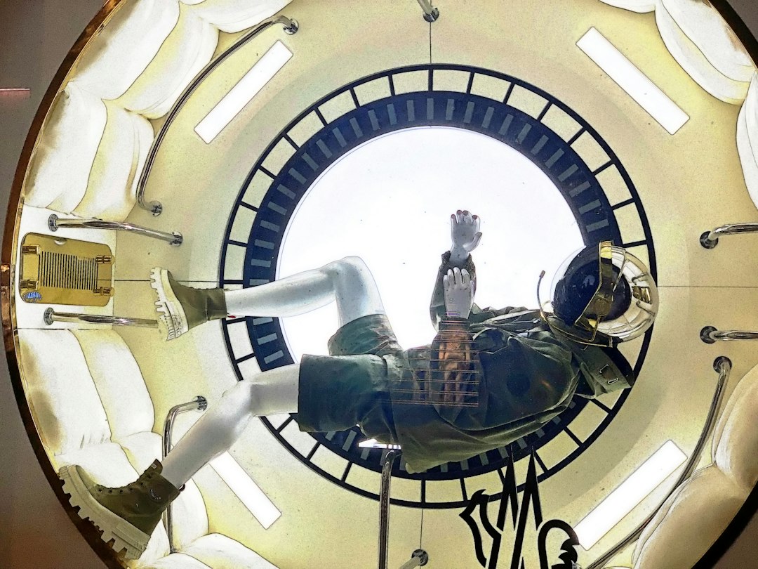 Photo spacetime and light travel