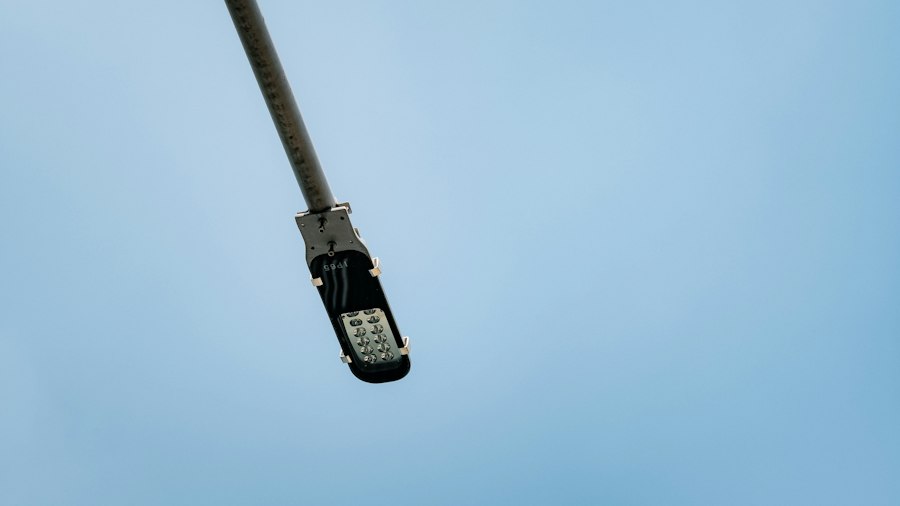 LED streetlight failure mechanism